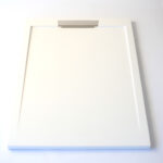 Plato de Ducha Elite de Resina con rejilla larga