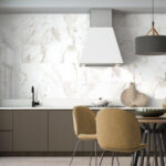 Imperium Oro Brillo 30x90cm HALCON CERAMICAS - Imagen 2